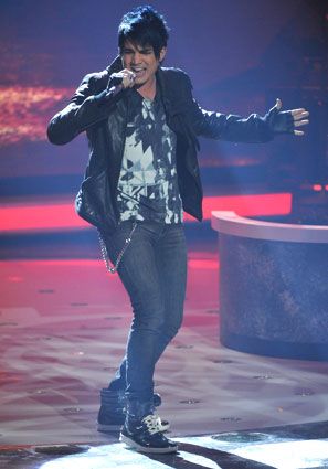 adam-lambert-performing.jpg