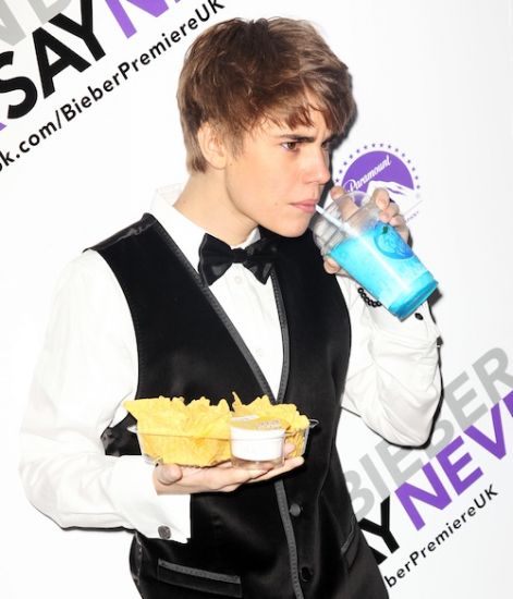 justin-bieber-slushie.jpg